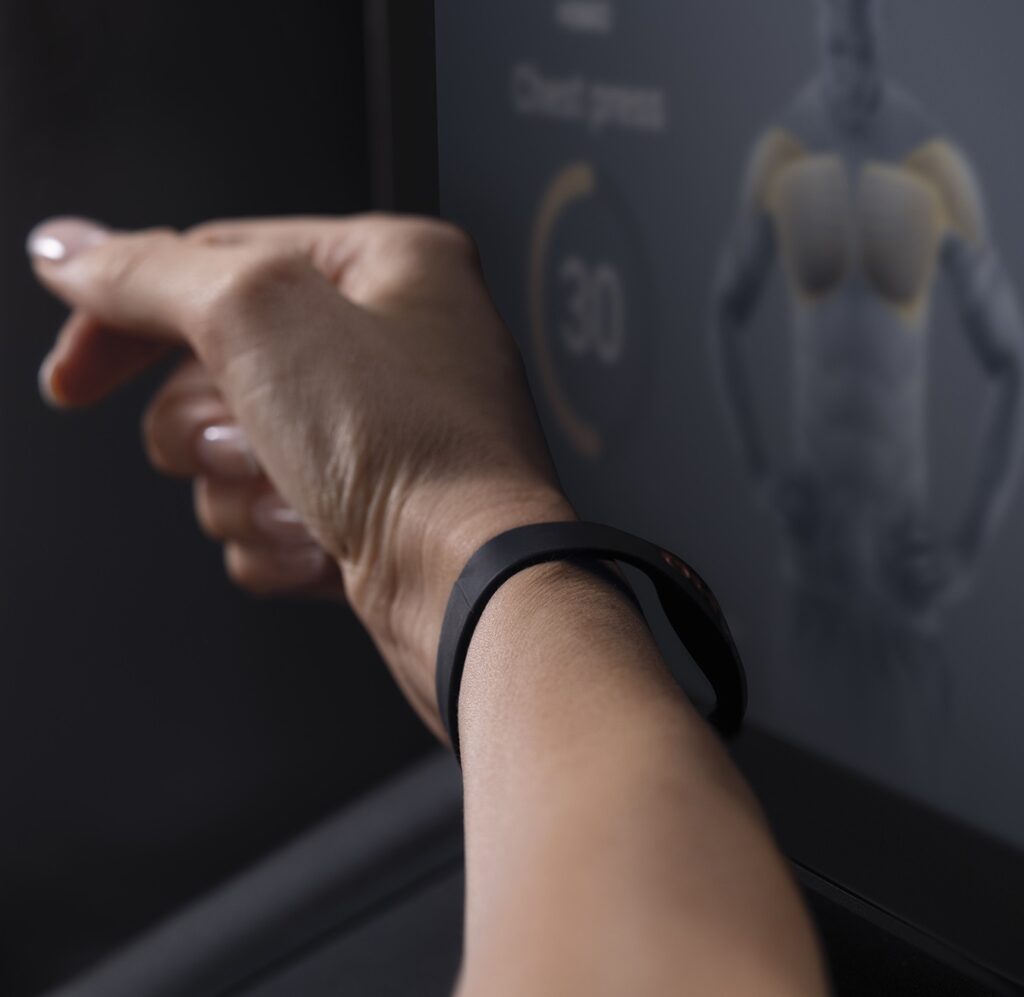 Bandje wordt gescand bij egym